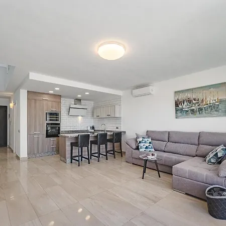 Townhouse Adeje * אדחה