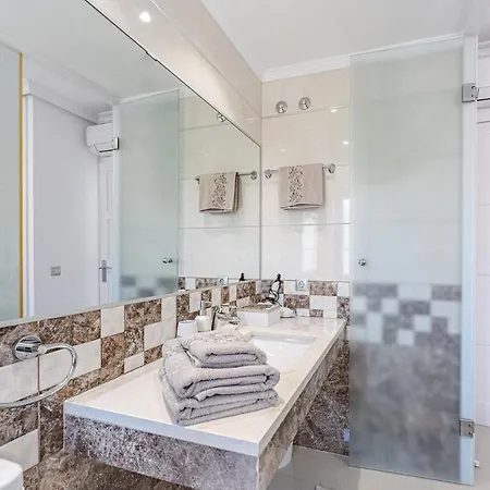Townhouse Adeje * אדחה